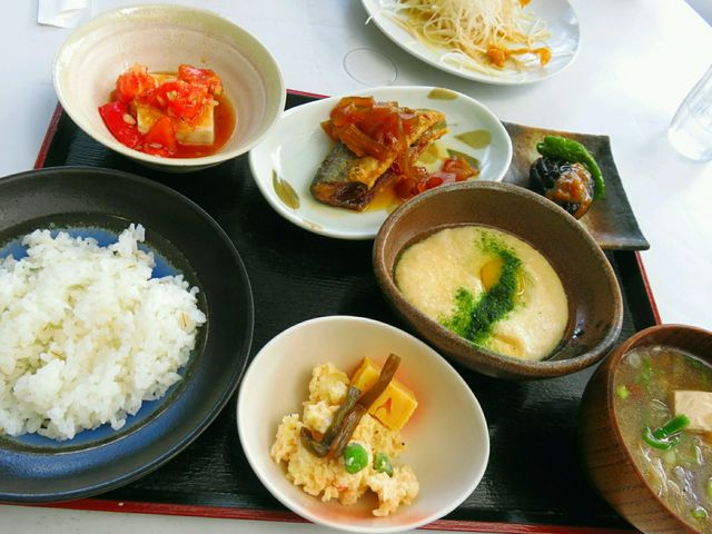 麦飯セット
_ごはんや麦
