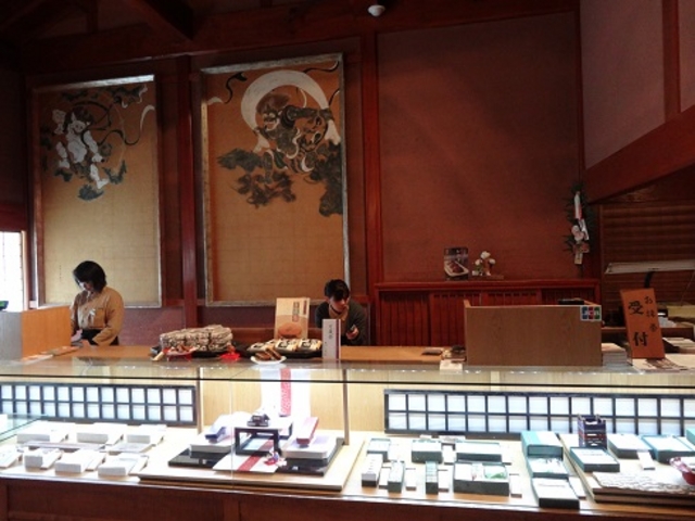 和菓子の売店_叶匠壽庵寿長生の郷