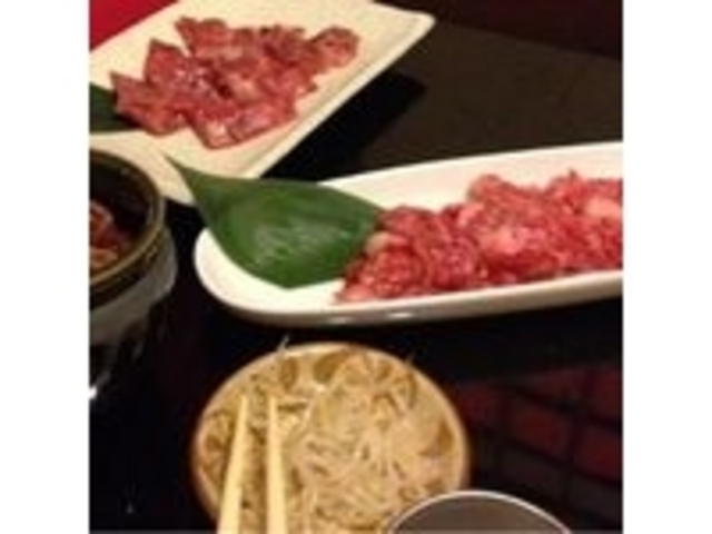 炭火焼肉 もも太郎