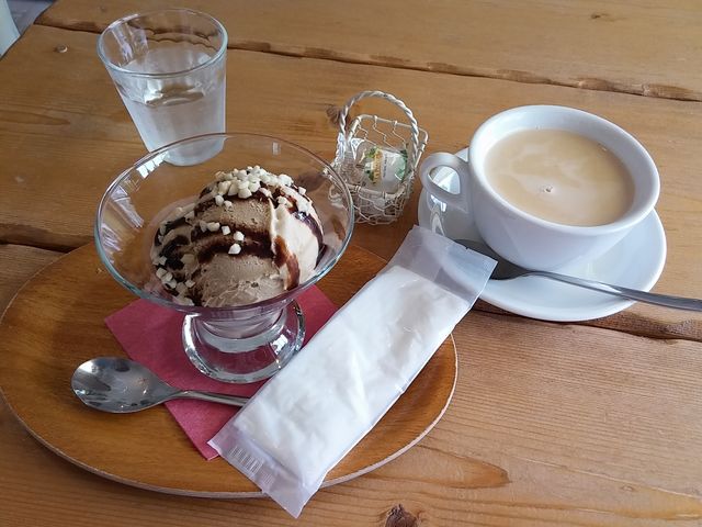 メープル&ナッツアイス_雑貨&カフェ メゾンドット