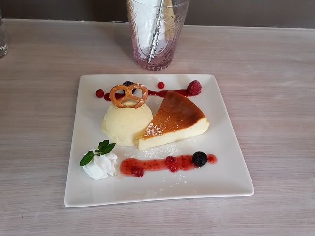 チーズケーキ_雑貨&カフェ メゾンドット