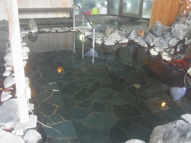 岩手県・鴬宿温泉・ホテル森の風(岩風呂)_ホテル森の風鴬宿