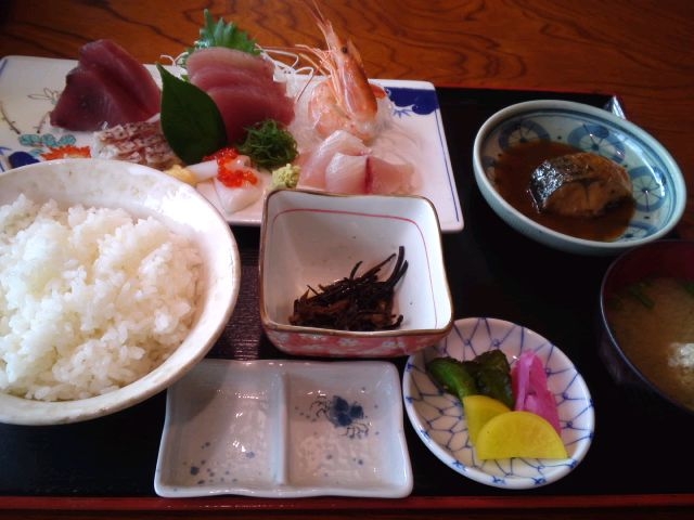 磯料理 朴亭