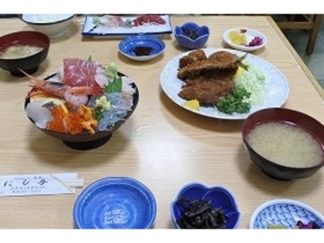 にし与丼と魚河岸定食_にし与