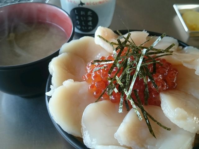 イクラほたて丼_喰い処 鮭番屋