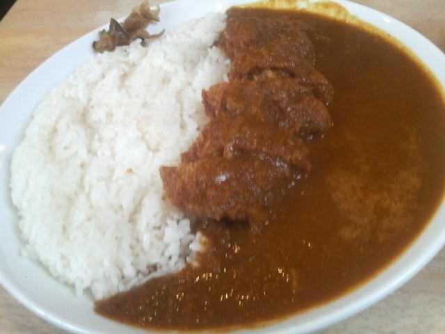 カツカレー890円_喫茶うずら