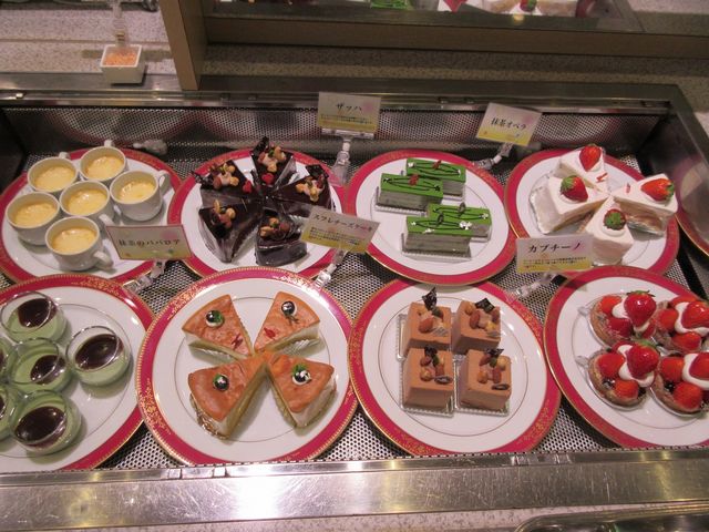デザートバイキング_カフェレストラン トリアン