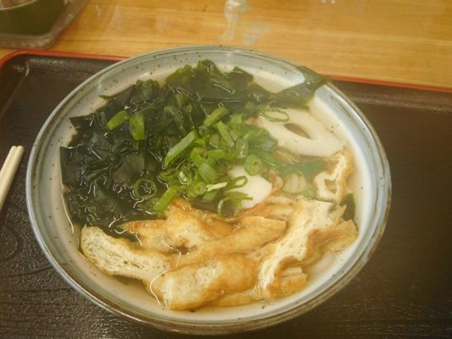 鳴門といえばわかめ!ということでわかめうどん(多分\400)_一冨士・大麻店
