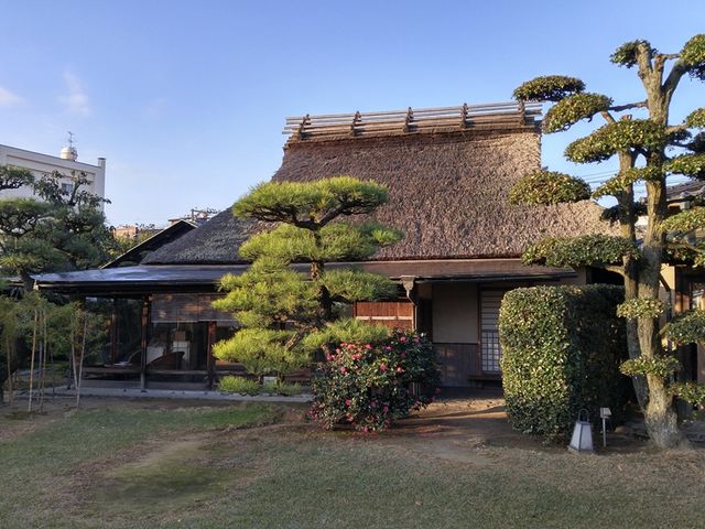 藁の家外観_西山別館