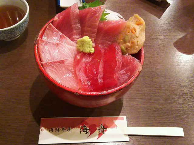 3種類の刺身_海鮮丼専門店・海舟