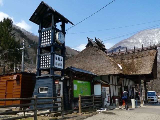 福島県・湯野上温泉駅・時計台_湯野上温泉