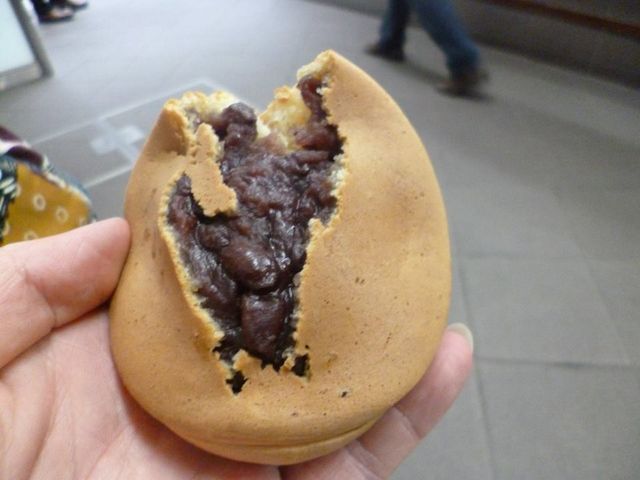 red bean stuffing_熊本蜂楽饅頭 熊本本店