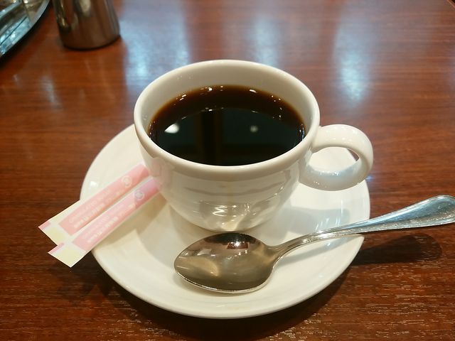 コーヒー450円_心斎橋ミツヤ ホワイティ梅田店