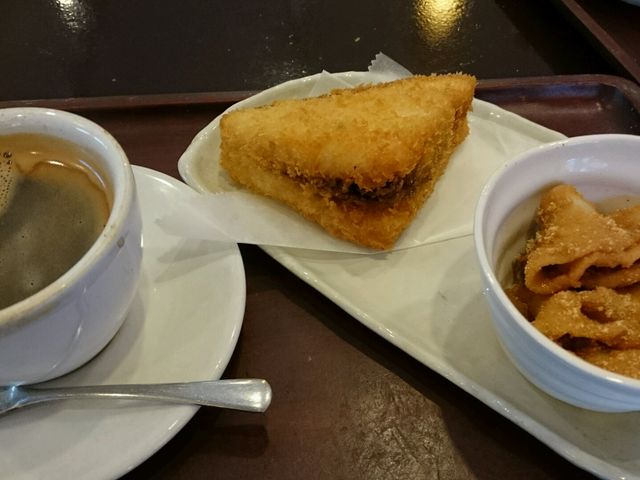 ウワサのカレーパン♪_TAKEYA