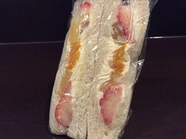 パンがフワフワで美味しかったです。_サンモリッツ名花堂