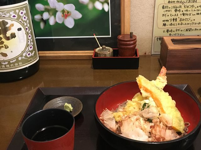海老天おろし蕎麦もうめちゃ美味しかったです。_玄