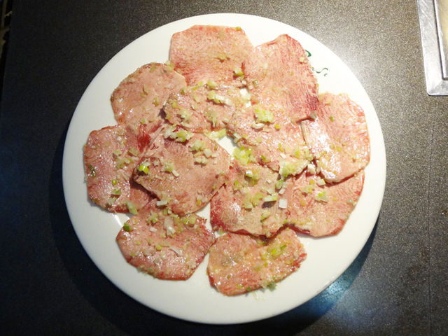 上タン2人前_炭火焼肉ピカソ本店