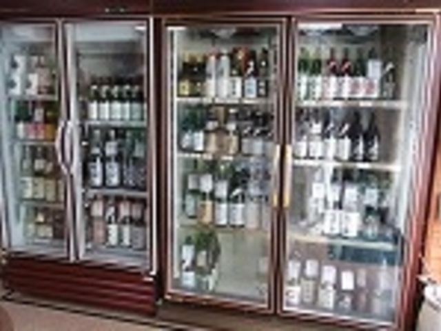 冷蔵庫_酒屋 まるひこ