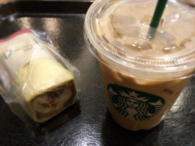 ホワイトモカ安定の美味しさです。_スターバックス・コーヒー 新宿野村ビル店