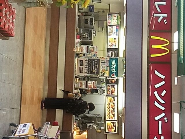 店内_マクドナルド江南平和堂店