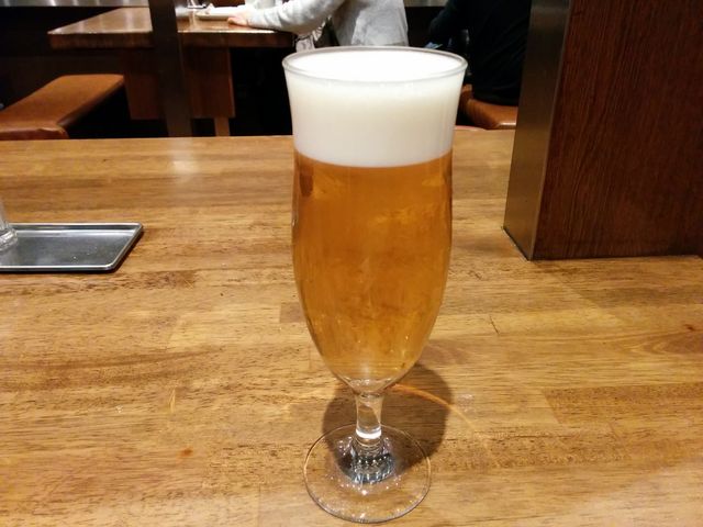 一部時間帯限定で半額のビール_アメポテ 大宮店