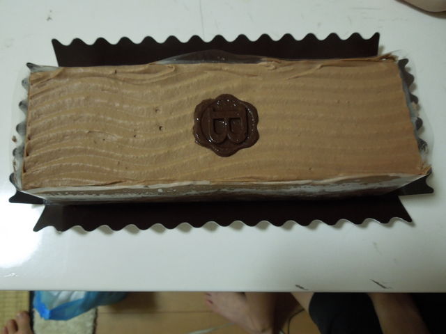 ロングチョレートケーキ_バーゼル 京王八王子店