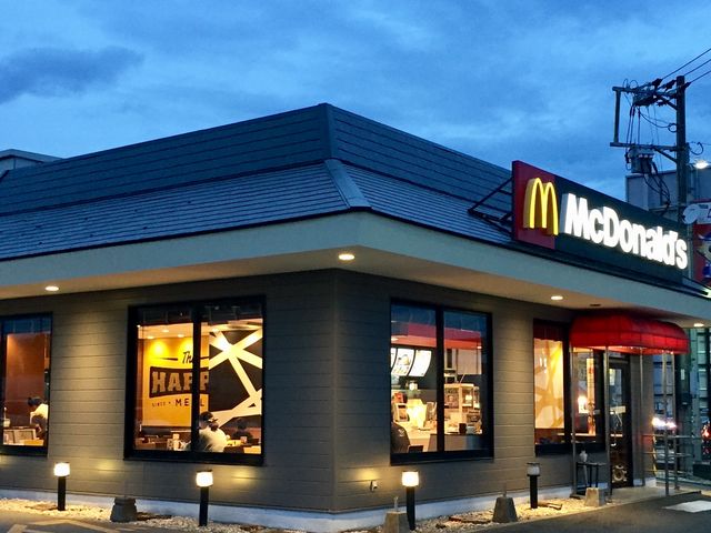 マクドナルド_マクドナルド空港オサダ店