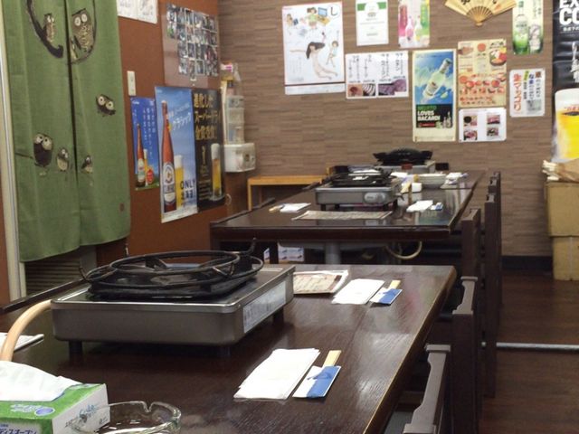 店内はのんびり_ふくろう亭