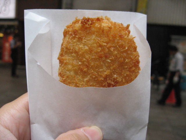 コロッケ70円_中村屋
