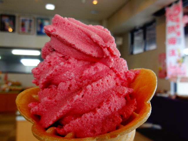 ソフトクリーム(梅)_梅の里会館