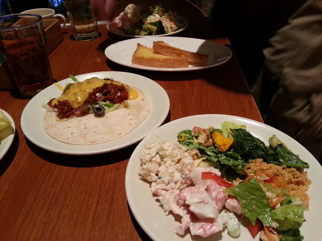 タコス作ります_シズラー 新宿三井ビル店