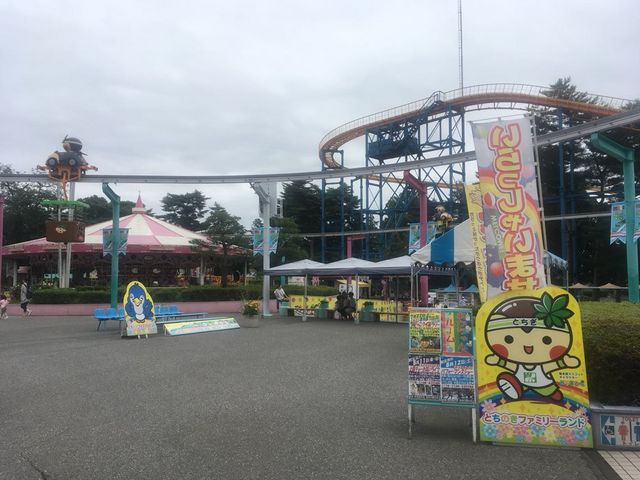 地元マスコットのとちまる君が所々に_とちのきファミリーランド