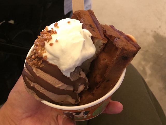 ヨーグルトワッフル_ヤスダヨーグルト