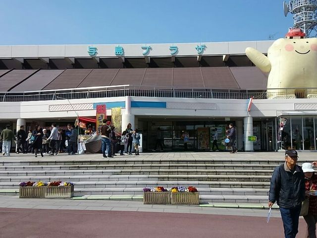 景色はいいです。_レストラン与島プラザ
