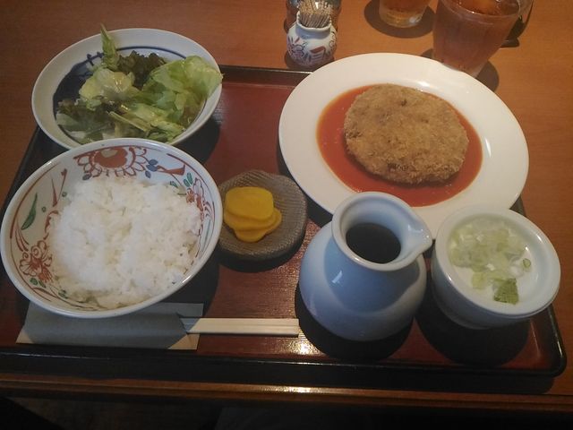 メンチランチ(このあとざるそばが来る)_とく富