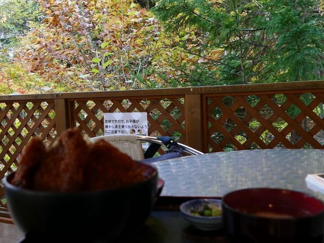 テラス席_明治亭 中央アルプス登山口店