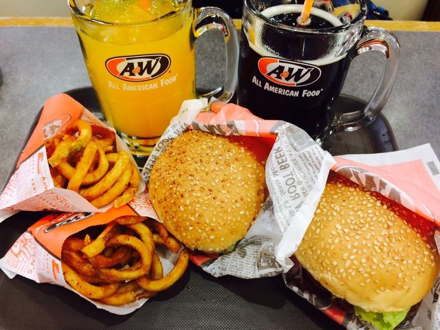 美味しい!_A&W カーニバルパーク美浜店