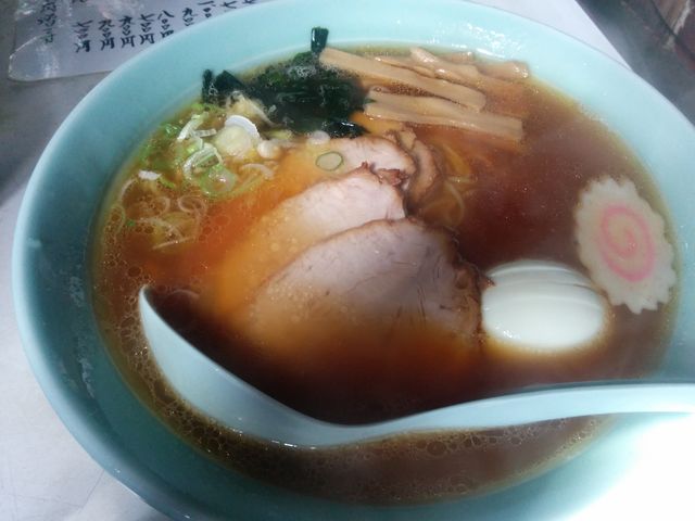 私はことぶきやの正油ラーメンが大好きです。あっさりしてて本当に美味しいです。_ことぶきや