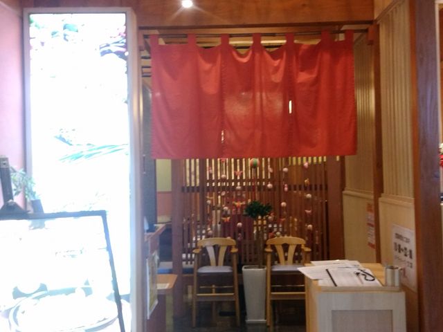 落ち着いた雰囲気の外観_花あかり イオンモール広島祗園店