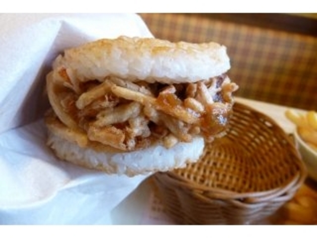 ボリューム満点☆_モスバーガー 高崎並榎店