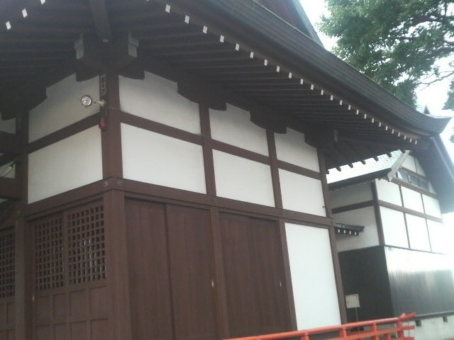 依知神社の拝殿と本殿_依知神社