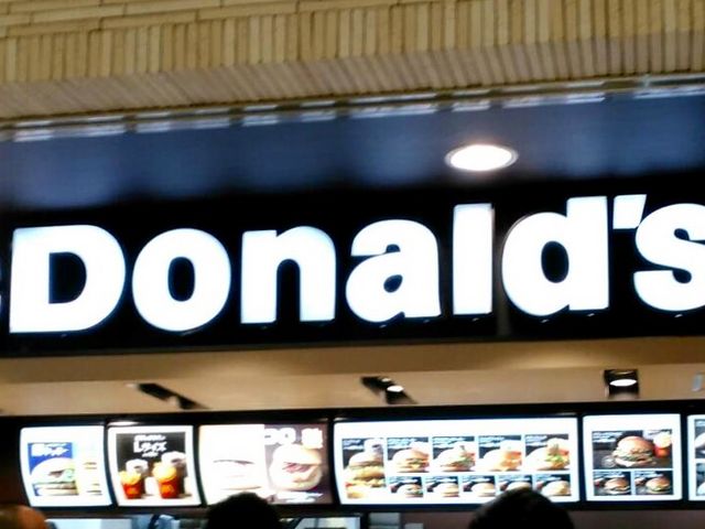 マクドナルド_マクドナルドアミュプラザ博多店(McDonald’s)