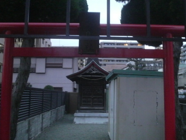 大鷲神社、こじんまりとした境内_大鷲神社