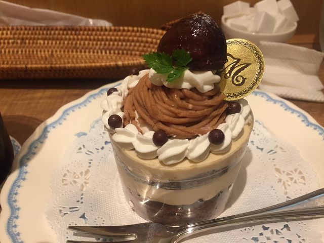 チョコレートモンブラン^_^見た目がかわいい、味もよし_ラ・プティ・メルスリー・ルミネ有楽町店