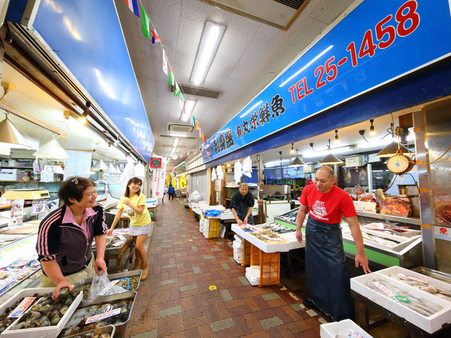 店舗外観_丸栄鮮魚 べっぷ駅市場