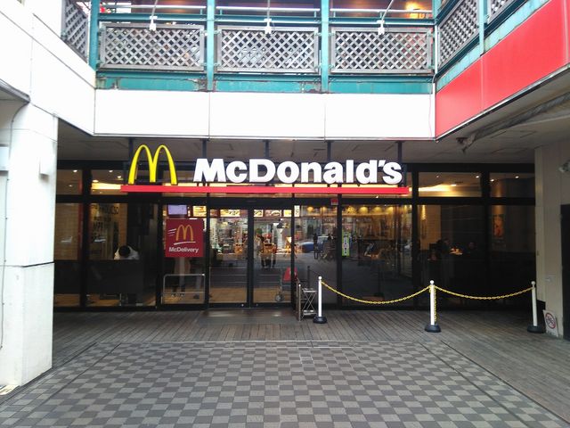 店舗外観_マクドナルド国際通り牧志店