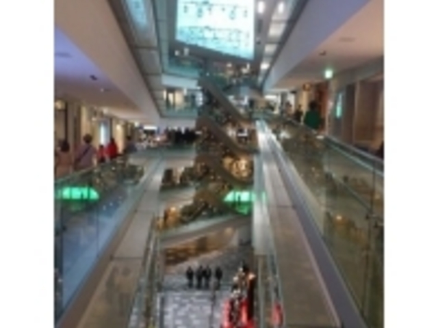表参道ヒルズ_タリーズ表参道ヒルズ店