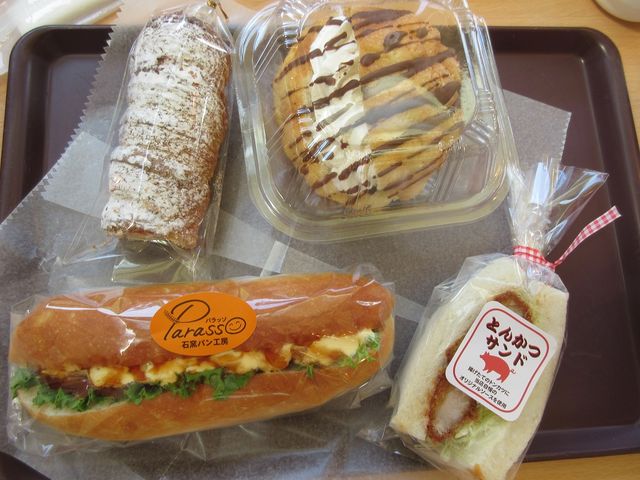 イートイン_石窯パン工房Parasso 伊敷ニュータウン店