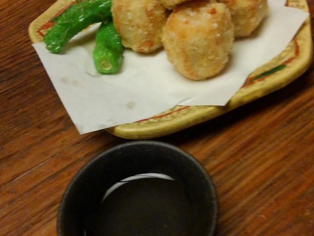 里芋の天ぷら
お味のついた里芋がクリーミー_京都 権太呂 本店