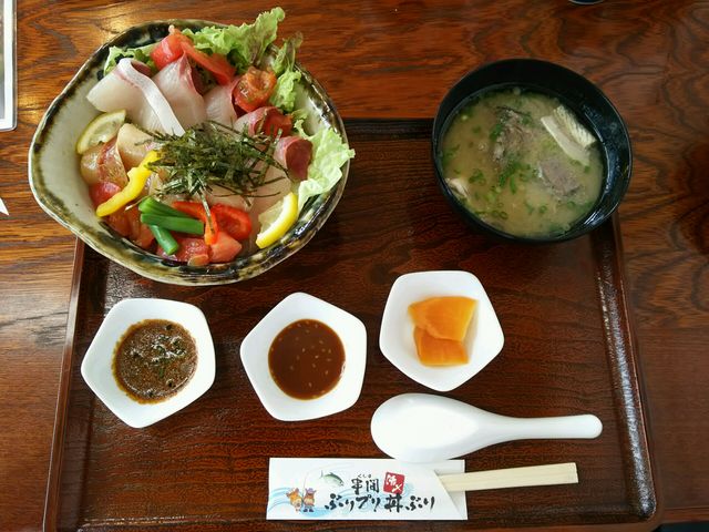 ぶりプリ丼_大乃屋